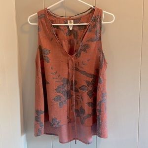 O’NEILL Women’s Rust Colour with Blue Flowers Tank Top - Sz small. Sleeveless